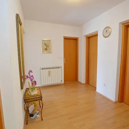 Evan Apartmán